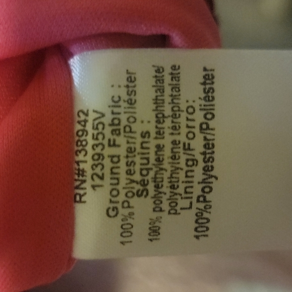 Stunning Sequin crop top in Raspberry Red XL - Picture 15 of 16